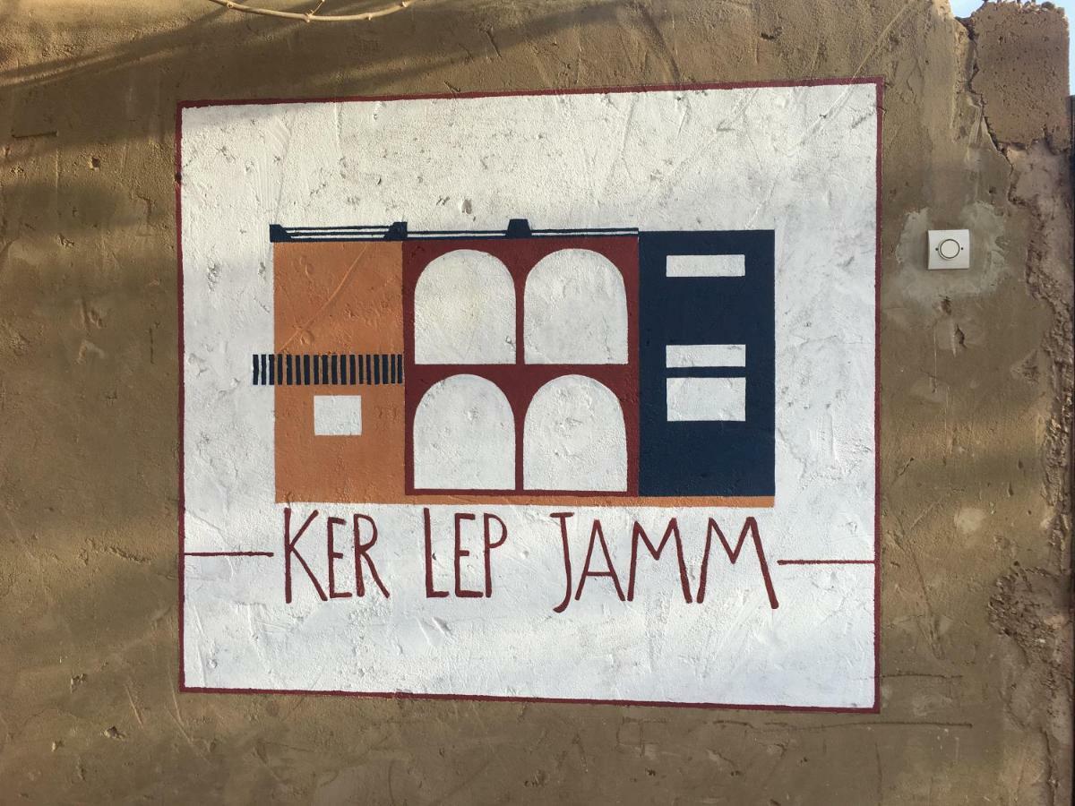 مبيت وإفطار توباب ديالاو Ker Lep Jamm - Chez Moussa Et Cinzia المظهر الخارجي الصورة